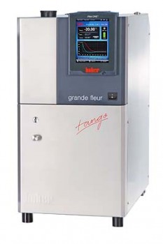 Термостат Grande Fleur w-eo с Pilot ONE Huber